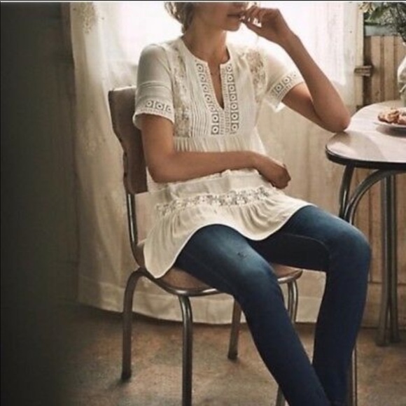 Anthropologie Maeve white tiered lace tunic small